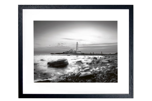 St Mary's Pebbles Black & White