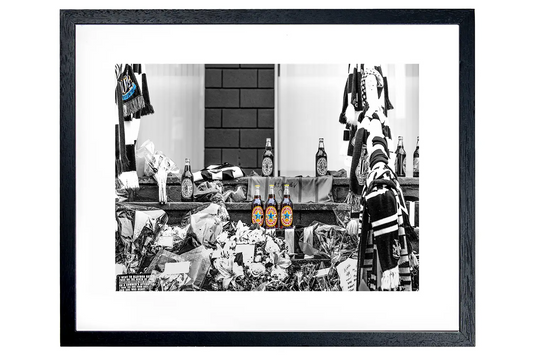 Broon Ale Black & White