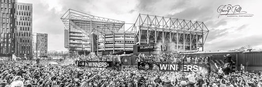 Parade Panoramic